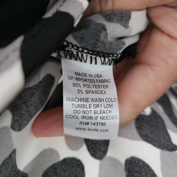 Leota Julie Leopard Print Jumpsuit, XL - Picture 8 of 9